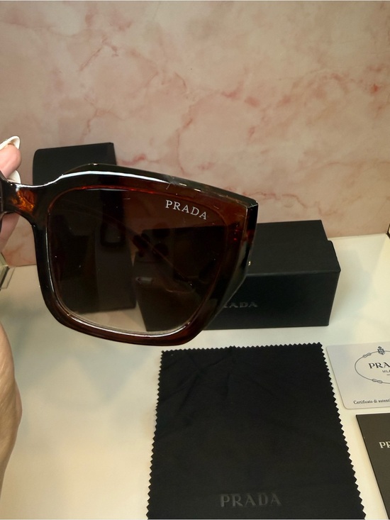 Prada Women\'s Sunglasses Tortoise